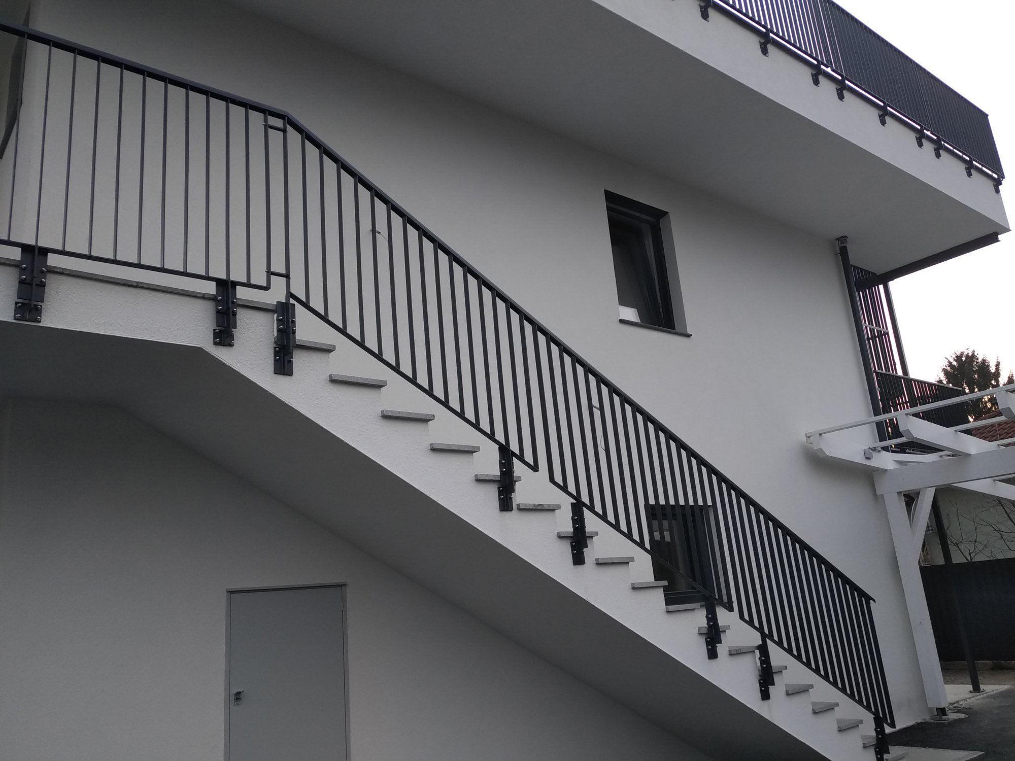 87373182_3369910676369849_3390928215504584704_n